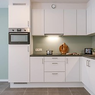 Modern Apartment for up to Five People