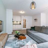 Modern Apartment for up to Five People