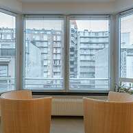 Modern and Spacious Apartment With Terrace