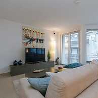 Modern and Spacious Apartment With Terrace