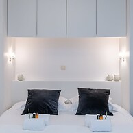 Modern and Spacious Apartment With Terrace