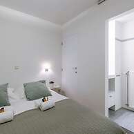 Modern and Spacious Apartment With Terrace