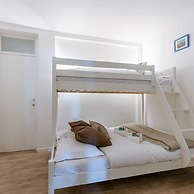 Pleasant Apartment With Frontal sea View