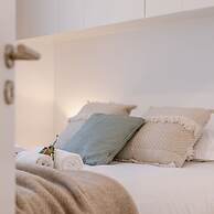 Superb Apartment With sea View and Private Parking