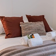 Superb Apartment With sea View and Private Parking