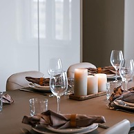 Spacious Apartment With Lateral sea View