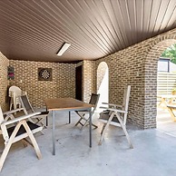 Holiday Home in the Greenery of Limburg