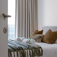 Modern Apartment With South Facing Terrace