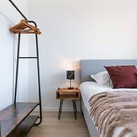 Modern Apartment With South Facing Terrace