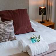 Modern Apartment With South Facing Terrace