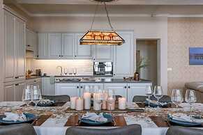 Authentic Apartment in the City Center of Antwerp