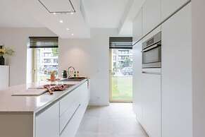 Modern 3 Bedroom Apartment in Blankenberge