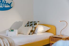 Boulevard Apartment Near the Beach