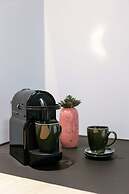 Boulevard Apartment Near the Beach