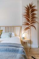 Boulevard Apartment Near the Beach