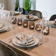 Beautiful and Spacious Vacation Home With Parking