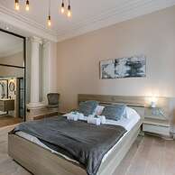 Beautiful and Spacious Vacation Home With Parking