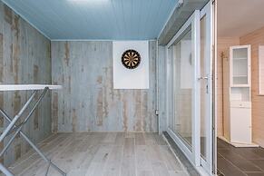 Beautiful and Spacious Vacation Home With Parking