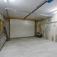 Beautiful and Spacious Vacation Home With Parking