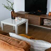 Homely Duplex Near Historic City Center Station