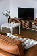Homely Duplex Near Historic City Center Station