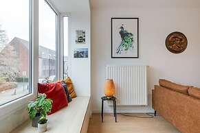 Homely Duplex Near Historic City Center Station