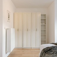 Homely Duplex Near Historic City Center Station