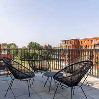 Spacious Apartment With Beautiful Terrace Near Ghent
