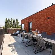 Spacious Apartment With Beautiful Terrace Near Ghent