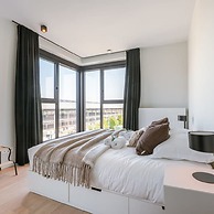 Spacious Apartment With Beautiful Terrace Near Ghent