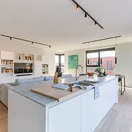Spacious Apartment With Beautiful Terrace Near Ghent