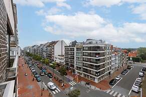 Modern and Bright Studio in Centre of Knokke