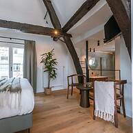Urban Getaway in the Heart of Antwerp