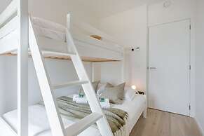 Modern Apartment With Sunny and Large Terrace