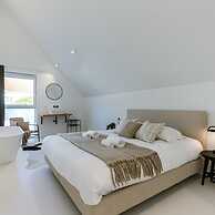 Stylish Holiday Home Close to the Beach