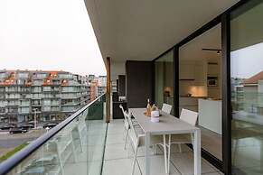 New and Modern Apartment in Nieuwpoort With Terrace
