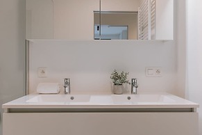 New and Modern Apartment in Nieuwpoort With Terrace