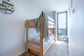 Cosy Apartment With Frontal Seaview