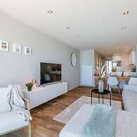 Cosy Apartment With Frontal Seaview