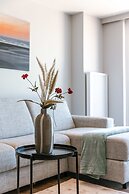 Cosy Apartment With Frontal Seaview