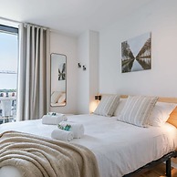 Cosy Apartment With Frontal Seaview