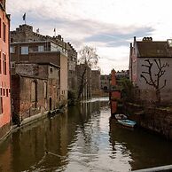 Apartment With Large Terrace in the City of Ghent