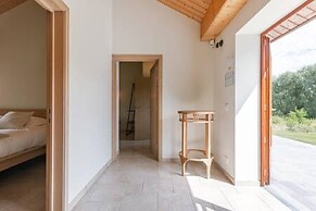 Quiet and Authentic Vacation Property With Pond