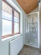 Quiet and Authentic Vacation Property With Pond
