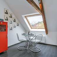 Cozy Retro Apartment for 2 in the Heart of Ghent
