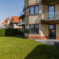 Bright Apartment With Large and Sunny Garden