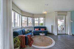 Bright Apartment With Large and Sunny Garden