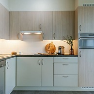 Bright Apartment With Large and Sunny Garden