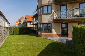 Bright Apartment With Large and Sunny Garden