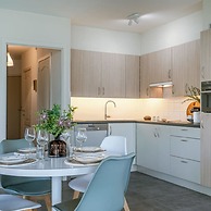 Bright Apartment With Large and Sunny Garden